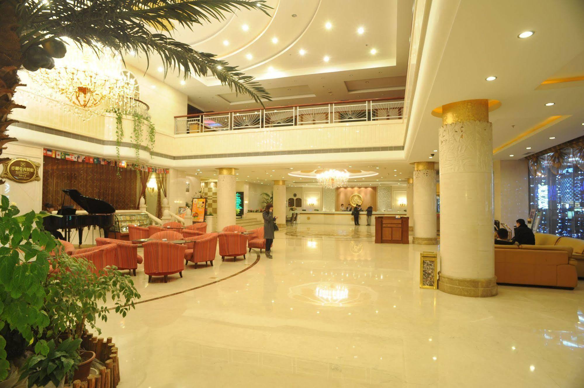 Yantai Asia Hotel Exterior photo