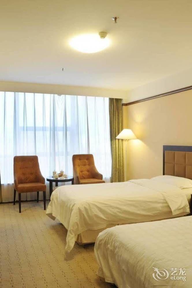 Yantai Asia Hotel Exterior photo